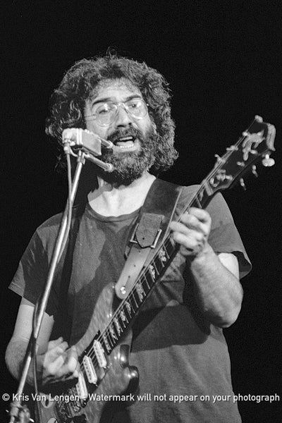 Jerry Garcia - Grateful Dead - Winterland, San Francisco, CA - 10.17.74  III