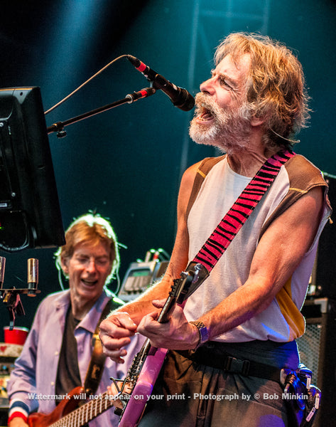 Bob Weir and Phil Lesh - Furthur - Coney Island, NY - 6-26-10 - Bob Minkin Photography