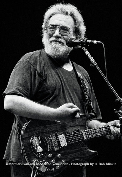 Jerry Garcia - Oakland Coliseum, Oakland, CA - 10.31.92 - Bob Minkin Photography