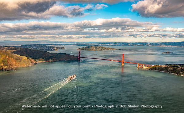 Heading Under the Gate - Bob Minkin Photography