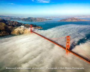 Golden Gate Bridge - The fog rolling in from the ocean - Bob Minkin Photography